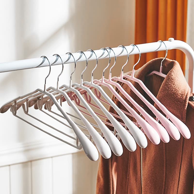 Metal Hangers product examples from Zhensheng