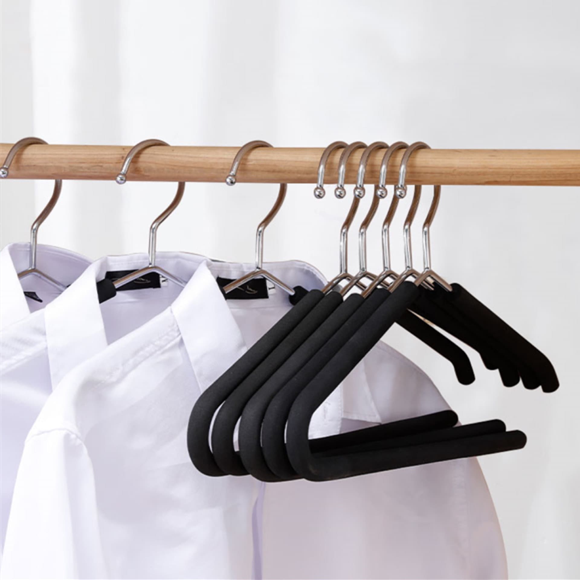 PVC-Dipped Wire Hanger — view 1